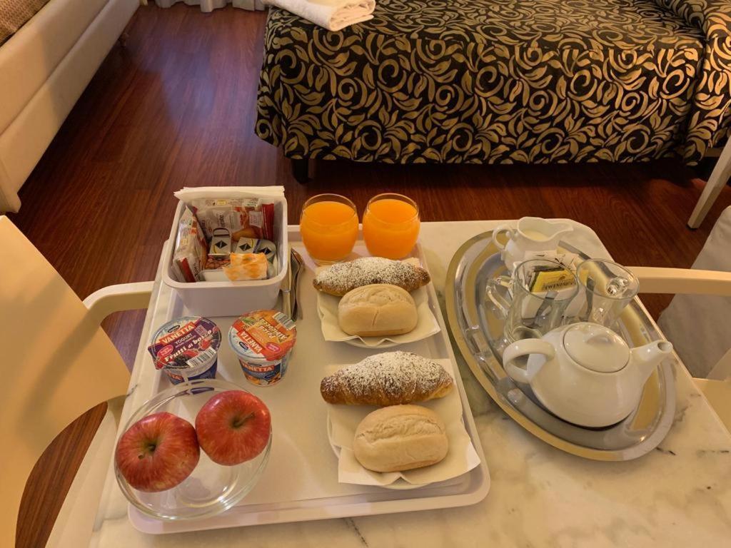 Florence Room B&B Bed and breakfast 2*